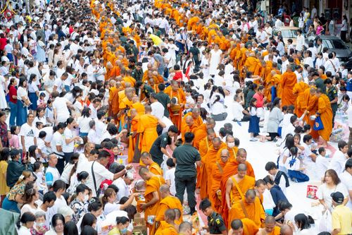 ภาพ No.245457:วันอาทิตย์ที่ 14 กันยายน พ.ศ. 2568 ตักบาตรพระ 555 รูป มหากุศล  น้อมถวายเป็นพุทธบูชา ณ หอนาฬิกาเบตง อ.เบตง จ.ยะลา