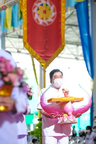 ภาพ No.52467:ประมวลภาพวันคล้ายวันเกิดครบรอบ 138 ปี พระมงคลเทพมุนี (สด จนฺทสโร) พระผู้ปราบมาร ชุดที่ 1