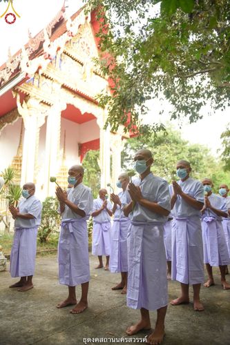 ภาพ No.40138:พิธีตัดปอยผม ปลงผม ขอขมารับผ้าไตรและพิธีบรรพชา ในโครงการอุปสมบท บูชาธรรมมหาปูชนียาจารย์ ประจำปี 2564 ชุดที่ 9