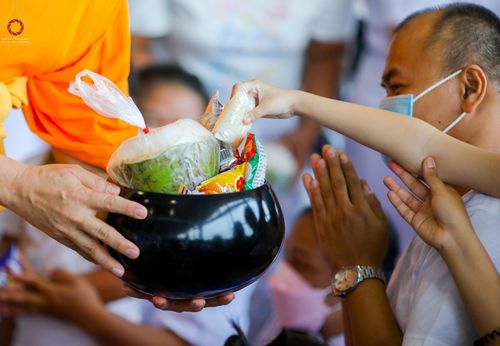 ภาพ No.54923:ประมวลภาพพิธีทอดกฐินธรรมชัย ประจำปี 2565 ชุดที่ 1