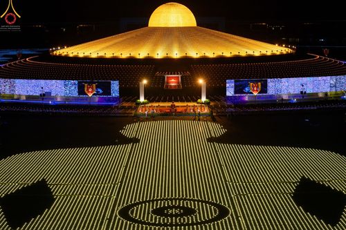 ภาพ No.45044:ประมวลภาพพิธีจุดประทีป​ วันคุ้ม​ครองโลก ณ วัดพระธรรมกาย