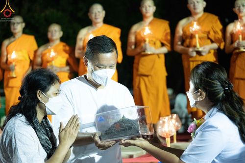 ภาพ No.46532:พิธีจุดโคมวิสาขประทีป วันวิสาขบูชา พ.ศ. 2565 ณ ประเทศอินโดนีเซีย