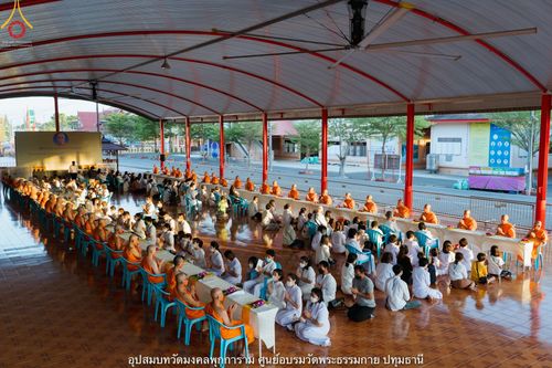 ภาพ No.40405:พิธีตัดปอยผม ปลงผม ขอขมารับผ้าไตรและพิธีบรรพชา ในโครงการอุปสมบท บูชาธรรมมหาปูชนียาจารย์ ประจำปี 2564 ชุดที่ 12