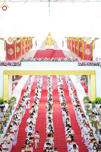 ภาพ No.46886:ประมวลภาพพิธีทอดผ้าป่าธรรมชัย ณ วัดพระธรรมกาย (5 มิถุนายน พ.ศ. 2565)