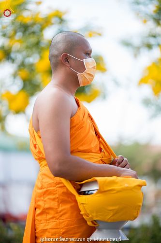 ภาพ No.40317:พิธีตัดปอยผม ปลงผม ขอขมารับผ้าไตรและพิธีบรรพชา ในโครงการอุปสมบท บูชาธรรมมหาปูชนียาจารย์ ประจำปี 2564 ชุดที่ 11