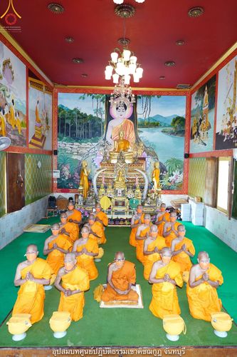 ภาพ No.40730:พิธีตัดปอยผม ปลงผม ขอขมารับผ้าไตรและพิธีบรรพชา ในโครงการอุปสมบท บูชาธรรมมหาปูชนียาจารย์ ประจำปี 2564 ชุดที่ 15