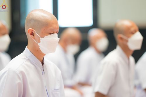 ภาพ No.51052:ประมวลภาพพิธีบรรพชาอุปสมบท โครงการบรรพชาอุปสมบทหมู่ รุ่นวันครูวิชชาธรรมกาย ปีพุทธศักราช 2565