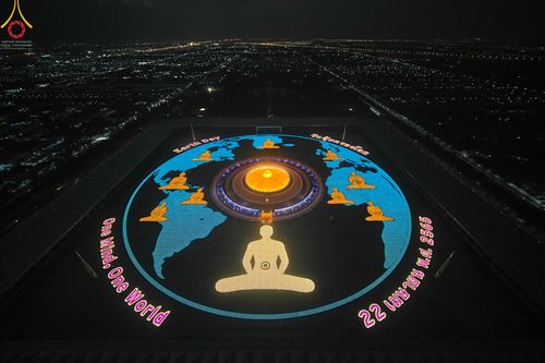 ภาพ No.45051:ประมวลภาพพิธีจุดประทีป​ วันคุ้ม​ครองโลก ณ วัดพระธรรมกาย