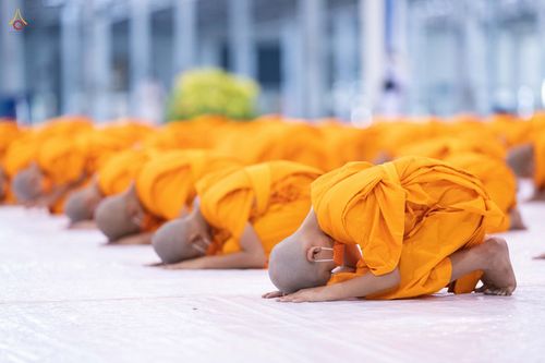 ภาพ No.44372:ประมวลภาพพิธีบรรพชา และพิธีถวายบาตร โครงการบวชภาคฤดูร้อน พ.ศ. 2565