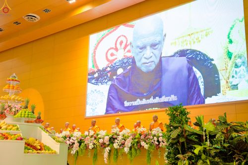 ภาพ No.327865:วันที่ 3 พฤษภาคม พ.ศ.2569 พิธีรับมอบพระบรมสารีริกธาตุ จากสาธารณรัฐแห่งสหภาพเมียนมา ณ ห้องแก้วสารพัดนึก วัดพระธรรมกาย