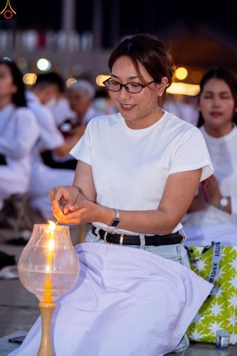 ภาพ No.307898:วันที่ 31 มกราคม พ.ศ. 2569 พิธีจุดประทีปธรรมถวายเป็นพุทธบูชา  และบูชาธรรมมหาปูชนียาจารย์ (ภาพชุดที่ 2) ณ วัดพระธรรมกาย ปทุมธานี ในโครงการธรรมยาตรา กตัญญูบูชา มหาปูชนียาจารย์ พระมงคลเทพมุนี(สด จนฺทสโร) พระผู้ปราบมาร อนุสรณ์สถาน 7 แห่ง ปีที่ 14