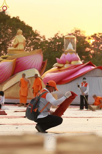 ภาพ No.111718:V.10 เก่งกล้า การเตรียมงาน เก็บงาน การรับบุญของเจ้าหน้าที่หน่วยงานต่างๆ เพื่อโครงการธรรมยาตรา กตัญญูบูชามหาปูชนียาจารย์ พระมงคลเทพมุนี (สด จนฺทสโร) พระผู้ปราบมาร อนุสรณ์สถาน 7 แห่ง ปีที่ 12 ระหว่างวันที่ 2 - 31 มกราคม พ.ศ.2567