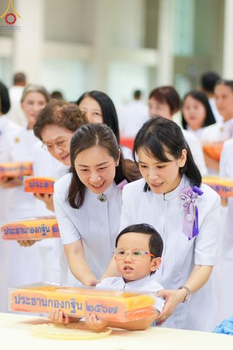 ภาพ No.167813:พิธีทอดกฐิน และ พิธีกรานกฐิน ในวันอาทิตย์ที่ 3 พฤศจิกายน พ.ศ. 2567 ณ วัดพระธรรมกาย จ.ปทุมธานี