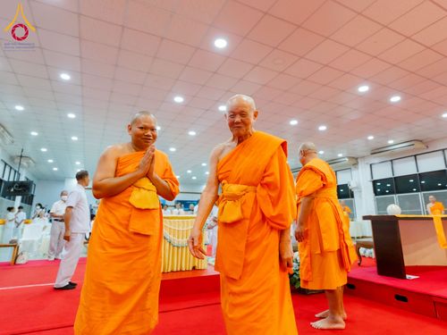 ภาพ No.221486:วันอาทิตย์ที่ 27 เมษายน พ.ศ. 2568 พิธีเจริญพระพุทธมนต์สมโภชดวงแก้วธรรมชัย เนื่องในโอกาสบูชาธรรม 81 ปีหลวงพ่อธัมมชโย อัญเชิญประดิษฐานเนื่องในโอกาสสถาปนาวัดพระธรรมกายไอซ์แลนด์ ณ อาคารปลูกศรัทธา 1 วัดพระธรรมกาย อำเภอคลองหลวง จังหวัดปทุมธานี