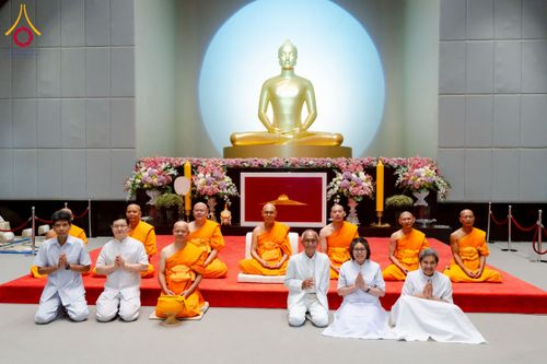 ภาพ No.223682:วันที่ 11 พฤษภาคม พ.ศ. 2568 พิธีบรรพชาของอุบาสก พิสิทธิ์ หมื่นแกล้ว  ณ วัดพระธรรมกาย