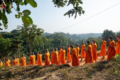 ภาพ No.130389:Photo Story ปฐมบรรพชาชาวพุทธมาร์มา Episode 3/5 วันที่ 9 กุมภาพันธ์ พ.ศ. 2567 ในโครงการบรรพชาสามเณร ครั้งแรกของชาวพุทธมาร์มา บังกลาเทศ ณ วัดธัมจักร อรัญกุฏิ เมืองรัมการ์ คาร์กาชารี บังกลาเทศ