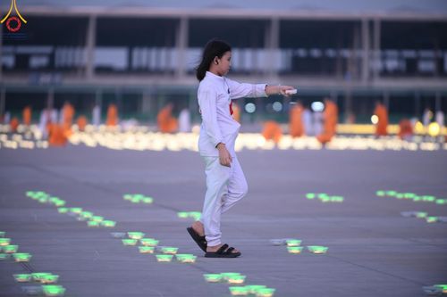 ภาพ No.58337:V.41 เทหมดใจ  ลุยต่อไป ร้อยซาวปี การเตรียมงาน การปฏิบัติงาน และการเก็บงาน ของเจ้าหน้าที่หน่วยงานต่างๆ เพื่อพิธีฉลองอายุวัฒนมงคล 80 ปี หลวงพ่อธัมมชโย และรับถวายมหาสังฆทาน 10,000 กว่าวัดทั่วประเทศ ในวันคุ้มครองโลก จันทร์ที่ 22 เมษายน พ.ศ. 2567