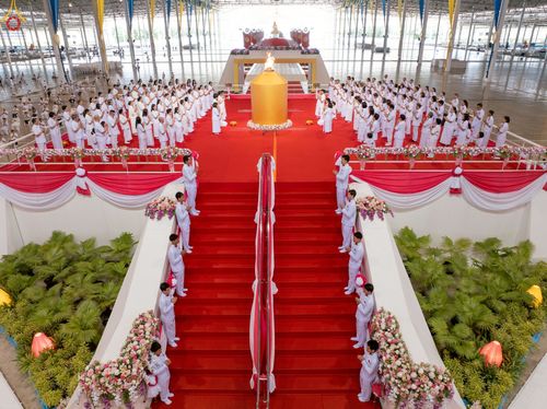 ภาพ No.247171:วันที่ 21 กันยายน พ.ศ. 2568 งานบุญวันอาทิตย์ พิธีจุดเทียนใจ ไฟนิรันด์ อนันตชัย ณ วัดพระธรรมกาย จ.ปทุมธานี