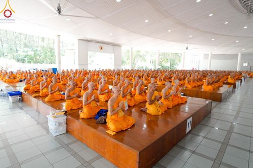 ภาพ No.143292:พิธีถวายภัตตาหารเพื่อเป็นกำลังแห่งการเข้าถึงธรรม ของพระภิกษุสามเณร วัดพระธรรมกาย วันเสาร์ที่ 6 กรกฏาคม พ.ศ. 2567 ณ หอฉันคุณยายอาจารย์ วัดพระธรรมกาย จ.ปทุมธานี