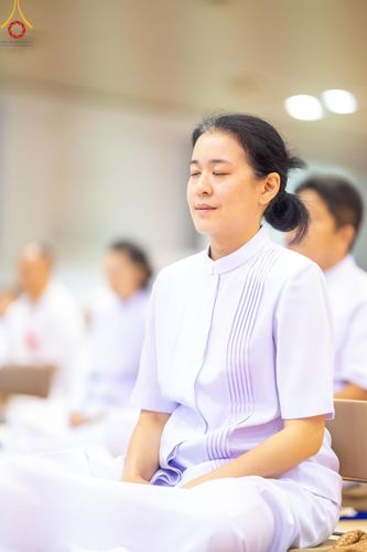 ภาพ No.177687:พิธีตักบาตรและพิธีบูชาข้าวพระ ในวันอาทิตย์ต้นเดือนที่ 1 ธันวาคม พ.ศ. 2567 ณ สภาธรรมกายสากล วัดพระธรรมกาย