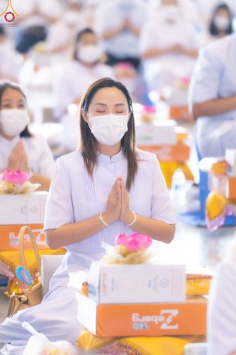 ภาพ No.48241:ประมวลภาพพิธีถวายผ้าอาบน้ำฝน และประทีปโคมไฟ เนื่องในวันอาสาฬหบูชา ประจำปี 2565