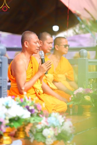 ภาพ No.313349:วันพุธที่ 11 มีนาคม พ.ศ. 2569 พิธีตัดปอยผมโครงการบรรพชาสามเณร  ณ วัดอเชศวร (Aksheswar Mahavihar) ประเทศเนปาล