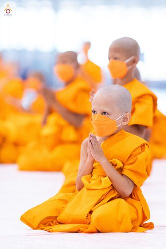 ภาพ No.44374:ประมวลภาพพิธีบรรพชา และพิธีถวายบาตร โครงการบวชภาคฤดูร้อน พ.ศ. 2565
