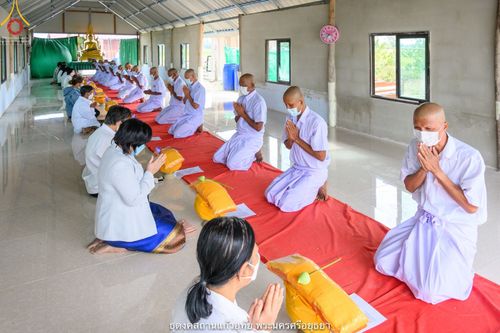 ภาพ No.39528:พิธีตัดปอยผม ปลงผม ขอขมารับผ้าไตรและพิธีบรรพชา ในโครงการอุปสมบท บูชาธรรมมหาปูชนียาจารย์ ประจำปี 2564  ชุดที่ 2