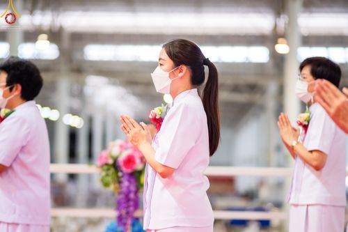 ภาพ No.52355:ประมวลภาพพิธีบูชาข้าวพระ (วันอาทิตย์ต้นเดือนตุลาคม) ณ วัดพระธรรมกาย จ.ปทุมธานี 