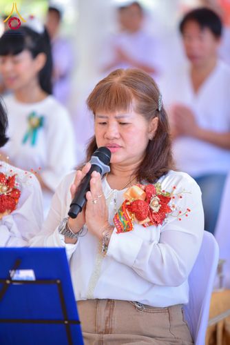 ภาพ No.313058:วันเสาร์ที่ 28 กุมภาพันธ์  พ.ศ. 2569 พิธีทอดผ้าป่าสามัคคีเพื่อสร้างอาคารที่พักสามเณร ณ ศูนย์ปฏิบัติธรรมสวนผึ้ง จ.ราชบุรี