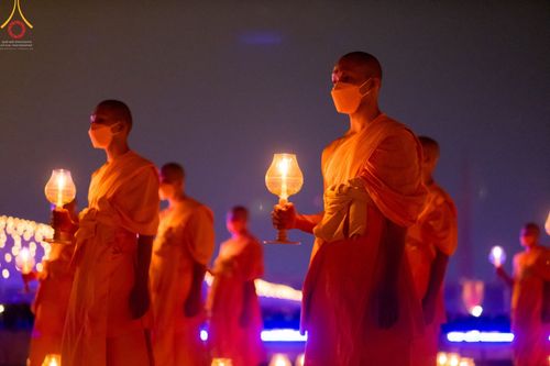 ภาพ No.43546:ประมวลภาพวันมาฆบูชา ประจำปี พ.ศ. 2565 ณ วัดพระธรรมกาย (ชุดที่ 2)
