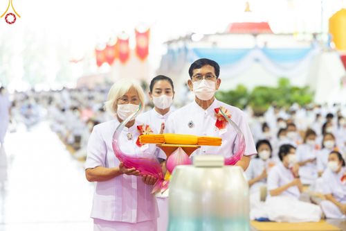 ภาพ No.52476:ประมวลภาพวันคล้ายวันเกิดครบรอบ 138 ปี พระมงคลเทพมุนี (สด จนฺทสโร) พระผู้ปราบมาร ชุดที่ 1