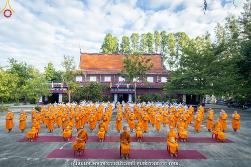 ภาพ No.40229:พิธีตัดปอยผม ปลงผม ขอขมารับผ้าไตรและพิธีบรรพชา ในโครงการอุปสมบท บูชาธรรมมหาปูชนียาจารย์ ประจำปี 2564 ชุดที่ 10