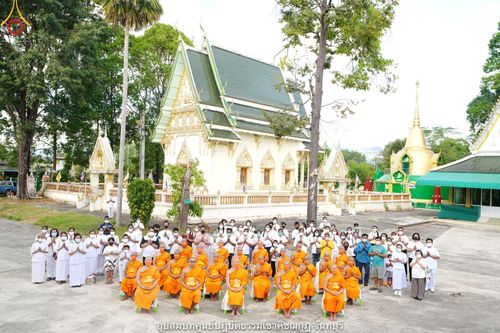 ภาพ No.40734:พิธีตัดปอยผม ปลงผม ขอขมารับผ้าไตรและพิธีบรรพชา ในโครงการอุปสมบท บูชาธรรมมหาปูชนียาจารย์ ประจำปี 2564 ชุดที่ 15