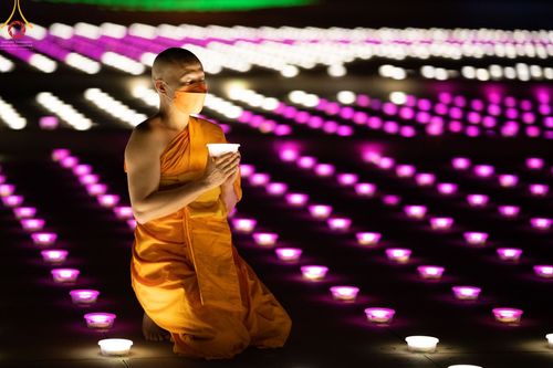 ภาพ No.41169:กิจกรรมงานบุญสวดมนต์ข้ามปีออนไลน์ เนื่องในเทศกาลส่งท้ายปีเก่า ต้อนรับพุทธศักราชใหม่ 2565