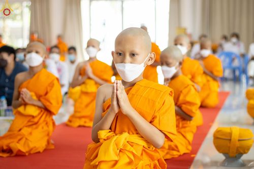 ภาพ No.44887:ประมวลภาพพิธีบรรพชา ในโครงการบรรพชาสามเณรฟื้นฟูพระพุทธศาสนาทั่วไทย ณ ศูนย์อบรมเยาวชนบางปะหัน