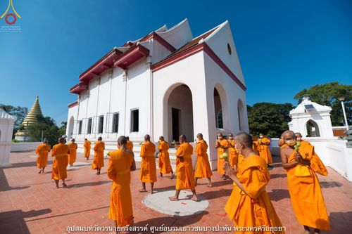 ภาพ No.40832:พิธีตัดปอยผม ปลงผม ขอขมารับผ้าไตรและพิธีบรรพชา ในโครงการอุปสมบท บูชาธรรมมหาปูชนียาจารย์ ประจำปี 2564 ชุดที่ 16