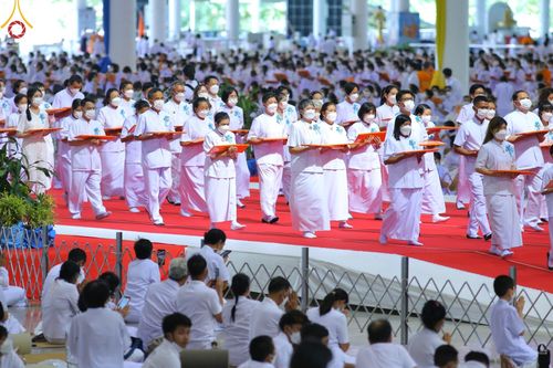 ภาพ No.46895:ประมวลภาพพิธีทอดผ้าป่าธรรมชัย ณ วัดพระธรรมกาย (5 มิถุนายน พ.ศ. 2565)