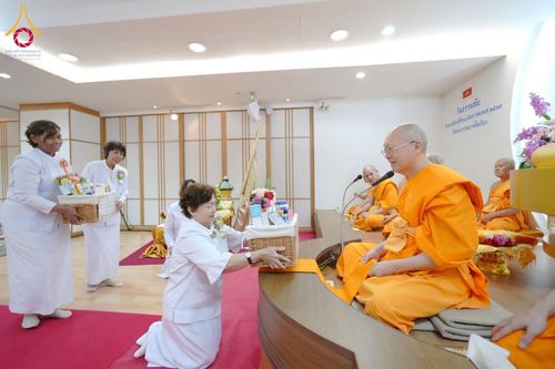 ภาพ No.346886:วันพฤหัสบดีที่ 27 สิงหาคม พ.ศ. 2569  พิธีปฏิบัติธรรมและทอดผ้าป่าบำรุงวัด เนื่องในวันธรรมชัย ณ วัดพระธรรมกายโตเกียว ประเทศญี่ปุ่น