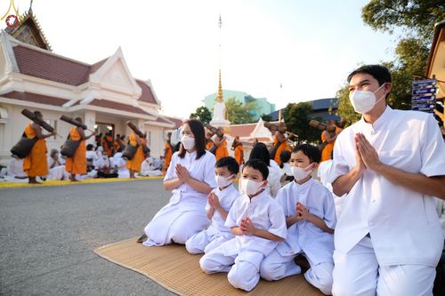 ภาพ No.72373:พิธีต้อนรับพระธรรมยาตรา ในโครงการธรรมยาตรากตัญญูบูชา มหาปูชนียาจารย์ พระมงคลเทพมุนี(สด จนฺทสโร) พระผู้ปราบมาร อนุสรณ์สถาน 7 แห่ง ปีที่ 11 วันที่ 18 มกราคม พ.ศ. 2566 ณ อนุสรณ์สถานลำดับที่ 4 สถานที่เกิดด้วยกายธรรม วัดโบสถ์ (บน) บางคูเวียง อ.บางกรวย จ.นนทบุ