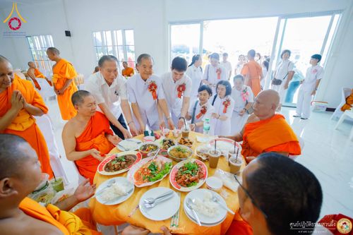 ภาพ No.339933:วันที่ 19 กรกฎาคม พ.ศ.2569 พิธีถวายมหาสังฆทาน 82 วัด บูชาธรรม 82 ปี หลวงพ่อธัมมชโย (ครั้งที่ 3)  ณ ศูนย์ปฏิบัติธรรมสวนผึ้ง อำเภอสวนผึ้ง จังหวัดราชบุรี