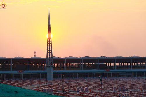 ภาพ No.322677:วันที่ 17 เมษายน พ.ศ.2569 การเรียงกล่องไทยธรรม เรียงน้ำดื่ม เรียงร่ม ณ ลานธรรมพระมหาธรรมกายเจดีย์ เพื่องานถวายมหาสังฆทาน 40,000 กว่าวัดทั่วประเทศ วันคุ้มครองโลก 22 เมษายน พ.ศ.2569 วัดพระธรรมกาย