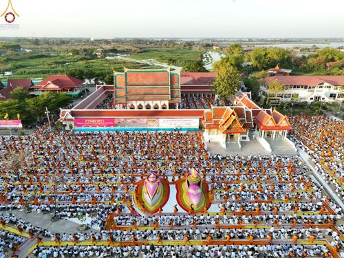 ภาพ No.70789:พิธีต้อนรับพระธรรมยาตรา ในโครงการธรรมยาตรากตัญญูบูชา มหาปูชนียาจารย์ พระมงคลเทพมุนี(สด จนฺทสโร) พระผู้ปราบมาร อนุสรณ์สถาน 7 แห่ง ปีที่ 11 วันที่ 14 มกราคม พ.ศ. 2566 ณ อนุสรณ์สถานลำดับที่ 3 สถานที่เกิดในเพศสมณะ วัดสองพี่น้อง อ.สองพี่น้อง จ.สุพรรณบุรี