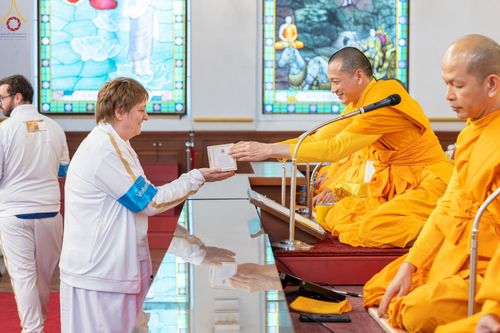 ภาพ No.54815:ประมวลภาพพิธีทอดกฐิน ณ วัดพระธรรมกายนิวคาสเซิล ประเทศอังกฤษ  (วันที่ 30 ตุลาคม พ.ศ. 2565)