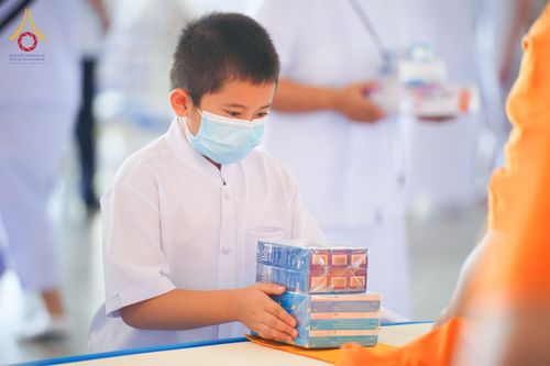 ภาพ No.49948:ประมวลภาพพิธีถวายคิลานเภสัช และอุปกรณ์ทางการแพทย์แด่คณะสงฆ์ วันเสาร์ที่ 20 สิงหาคม พ.ศ. 2565