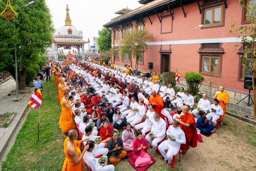 ภาพ No.313367:วันพุธที่ 11 มีนาคม พ.ศ. 2569 พิธีตัดปอยผมโครงการบรรพชาสามเณร  ณ วัดอเชศวร (Aksheswar Mahavihar) ประเทศเนปาล