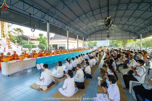 ภาพ No.40236:พิธีตัดปอยผม ปลงผม ขอขมารับผ้าไตรและพิธีบรรพชา ในโครงการอุปสมบท บูชาธรรมมหาปูชนียาจารย์ ประจำปี 2564 ชุดที่ 10