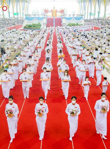 ภาพ No.52483:ประมวลภาพวันคล้ายวันเกิดครบรอบ 138 ปี พระมงคลเทพมุนี (สด จนฺทสโร) พระผู้ปราบมาร ชุดที่ 1