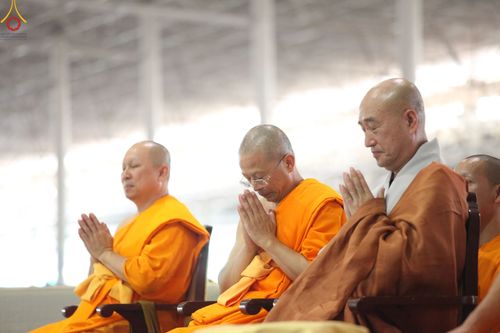 ภาพ No.48801:ประมวลภาพการสร้างบารมีของ พระเดชพระคุณพระสุธรรมญาณวิเทศ (สุธรรม สุธมฺโม)