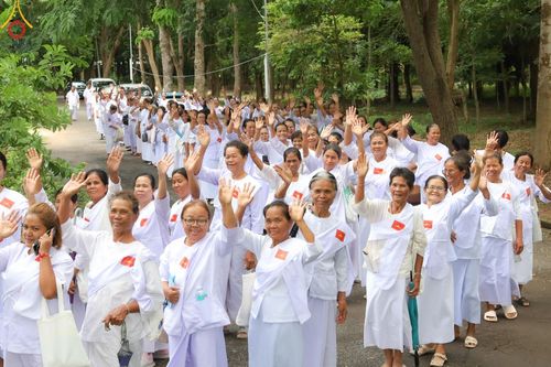 ภาพ No.158471:โครงการอบรมอุบาสก อุบาสิกาแก้ว  ตัวแทนทอดกฐิน 30,000 วัด ทั่วไทย บูชาธรรม 80 ปี หลวงพ่อธัมมชโย ระหว่างวันที่ 20-22 กันยายน พ.ศ. 2567 ณ จังหวัดบุรีรัมย์ รุ่นที่ 3
